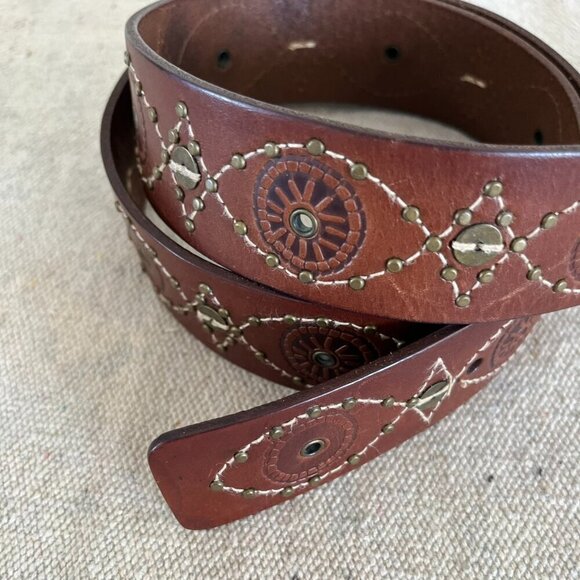 Fossil Woman's Leather Studded Boho Bohemian Festival Belt Sz LR - Picture 3 of 9